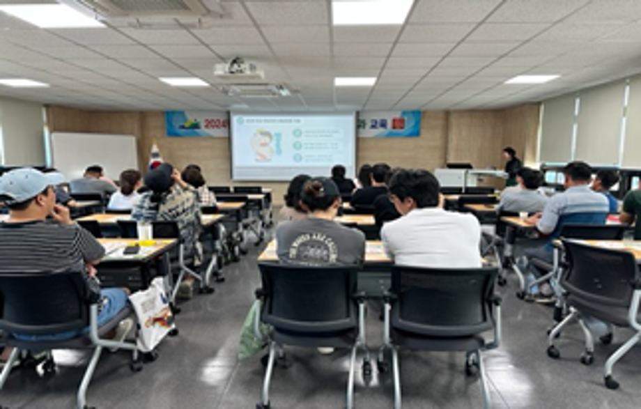 예산군 농업인대학 스마트학과 학생 대상 100세 건강관리 교육 실시 이미지