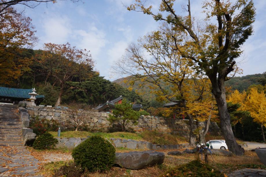 Hyangcheonsa Temple 6