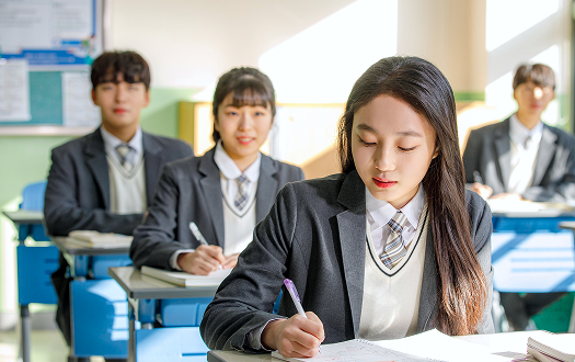 중·고등학생 관련 이미지