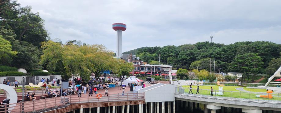 예당호 수변무대 버스킹 이미지