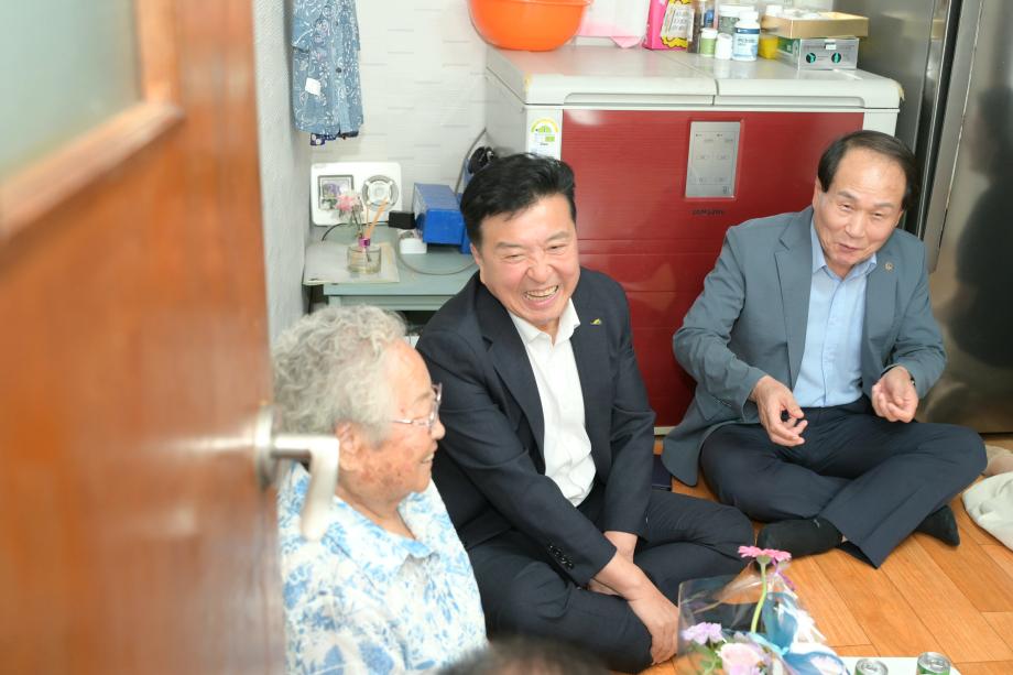 방문 (5) 이미지