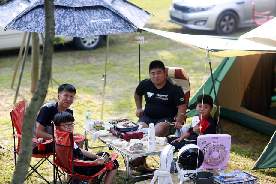 예산지명 1100주년 기념 "아빠와 함께하는 신나는 역사 캠핑" 이미지
